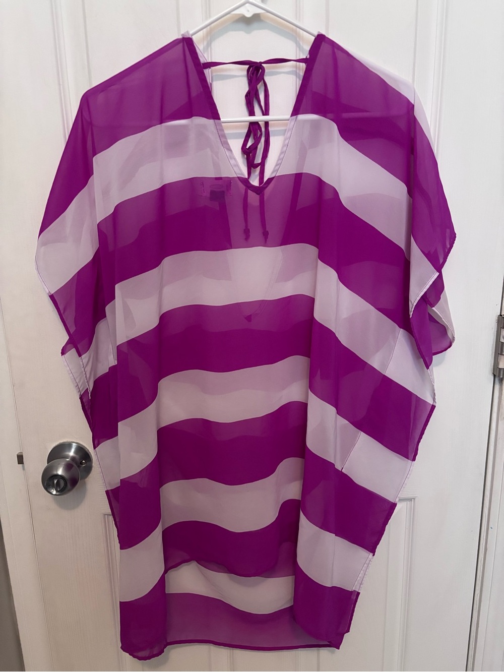 Old Navy Oversized Beach/Vacation Batwing White Fuschia Cover Up Size L